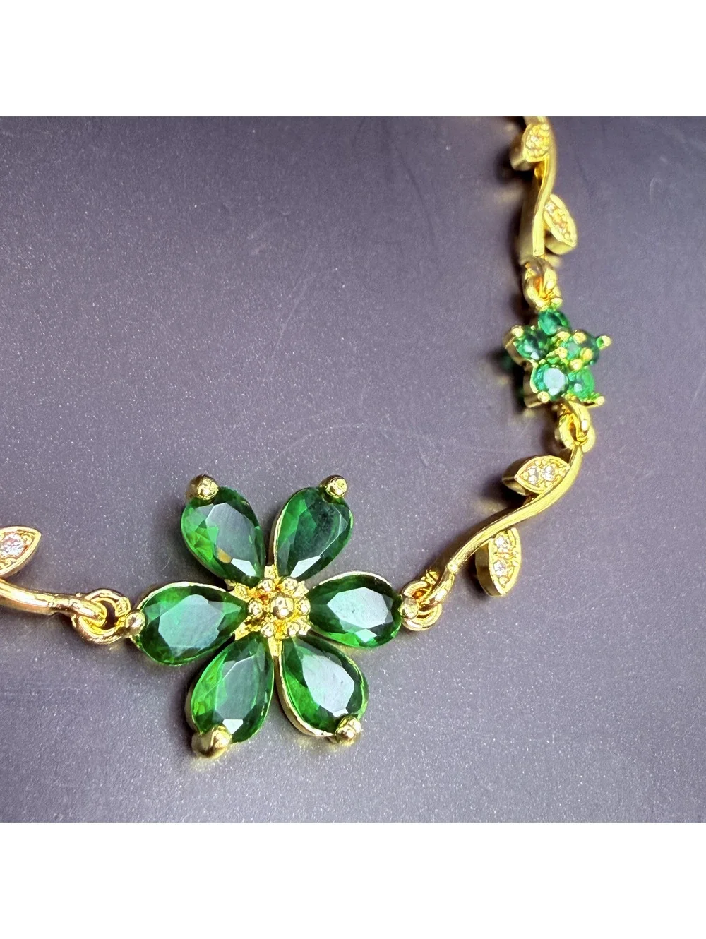 candy+clover green sakura flower vinecrystal gold tone bracelet